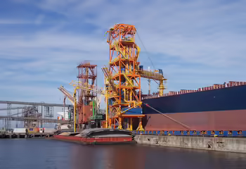 Combiport Schiffsentlader in Uruguay, Referenz von NEUERO